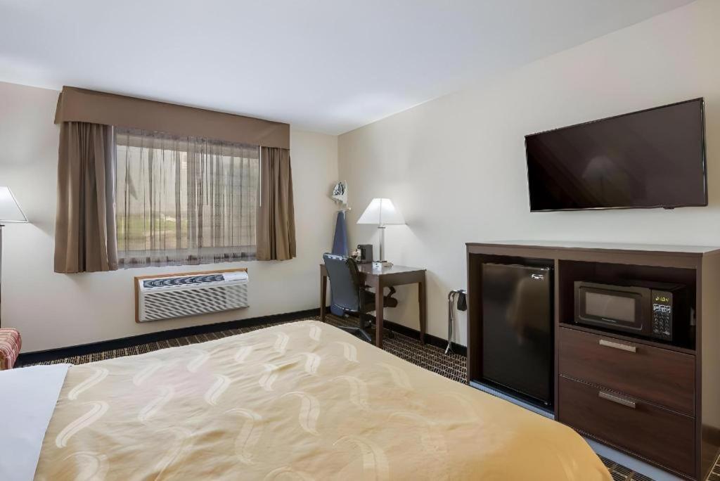 Quality Inn Edgerton Exterior photo